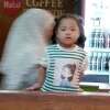 นั่งกินกล้วย ยุบนดวงจันทร์