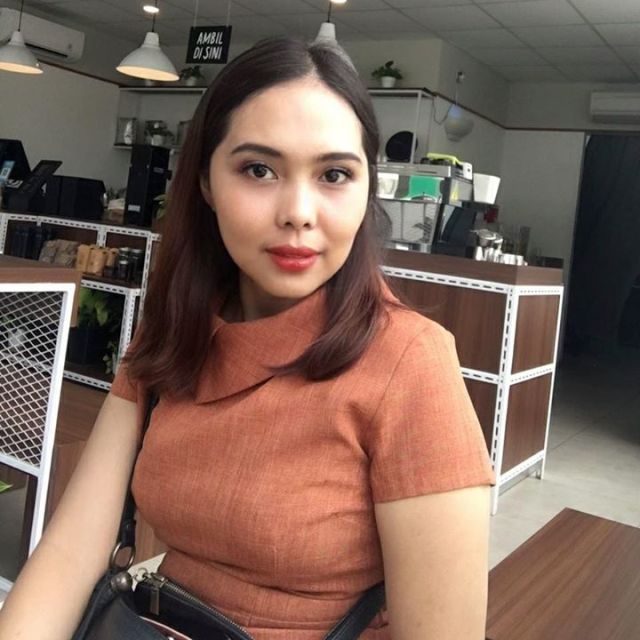 Download Lagu Di Persimpangan Dilema Oleh Nora Free Mp3