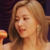 Queen sana.
